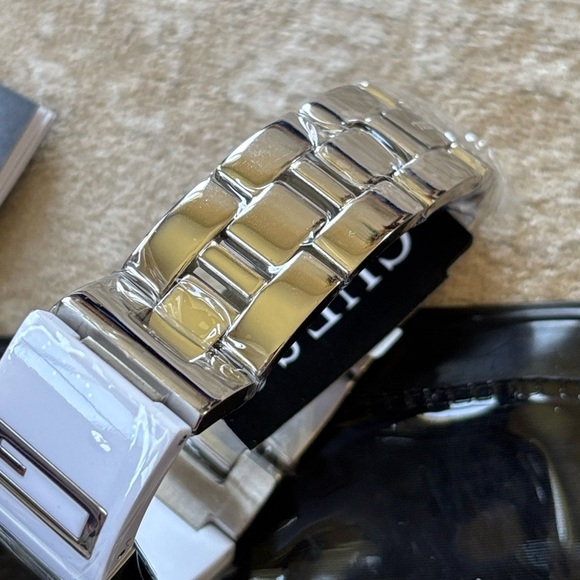 Brand New GUESS White & Silver Tone Watch Modern Square Analog Dial Y2K main image 13